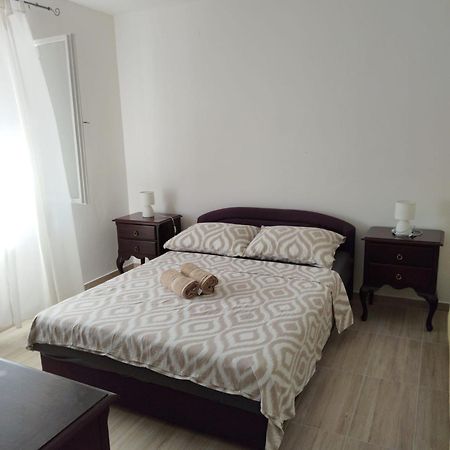 Apartments Nela ザダル エクステリア 写真
