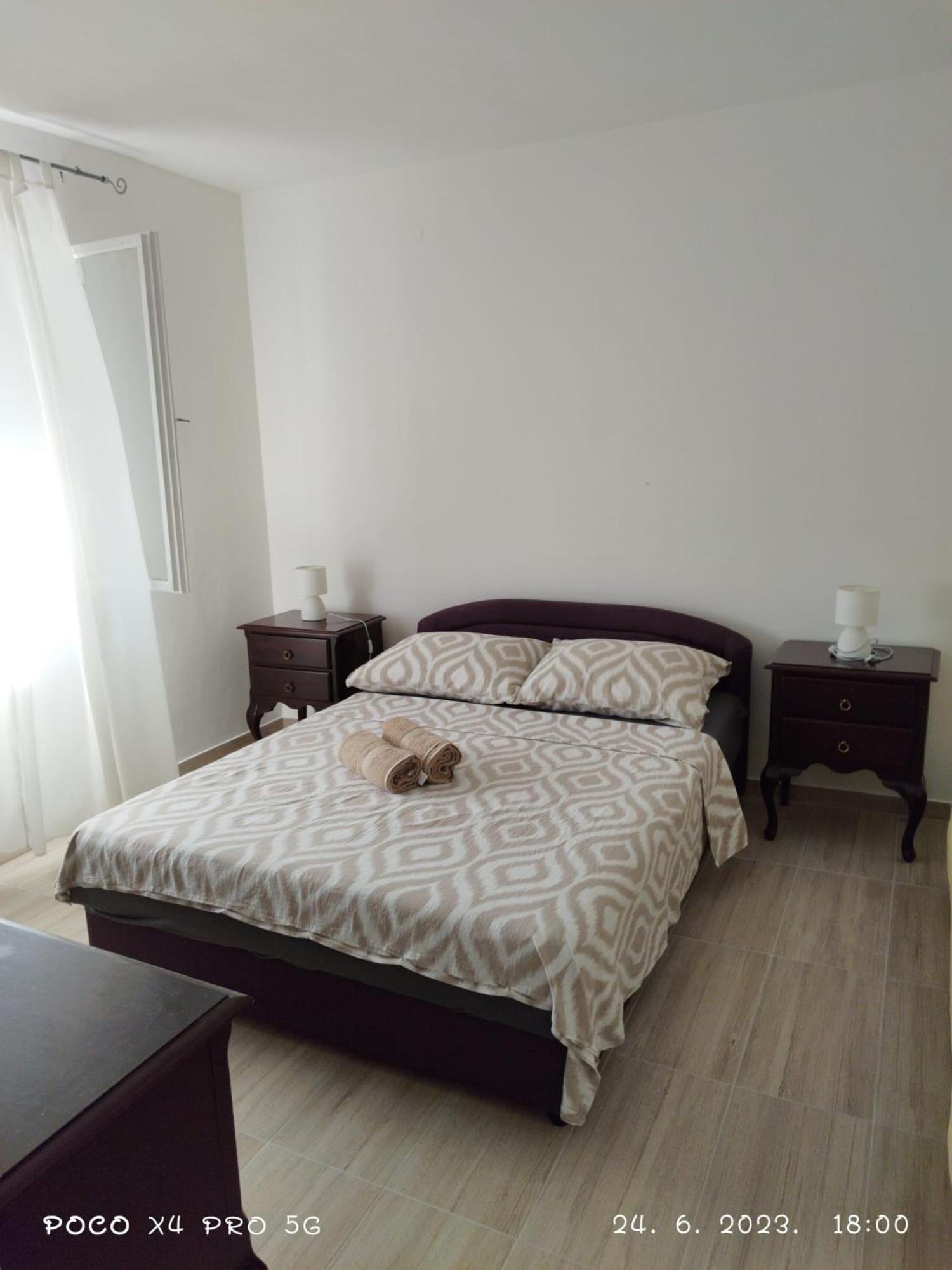 Apartments Nela ザダル エクステリア 写真